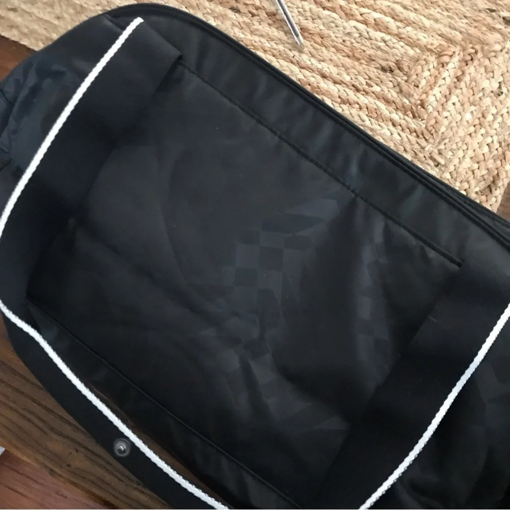 👟VINTAGE NIKE Black Athletic Bag